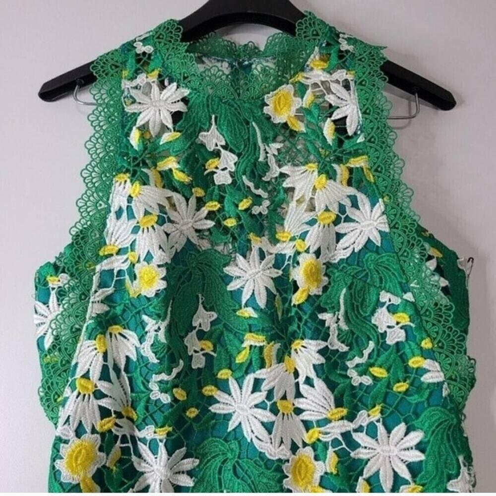NWOT Anthropologie By Adelyn Rae Green Sleeveless Floral Lace Top XS - Picture 3 of 7